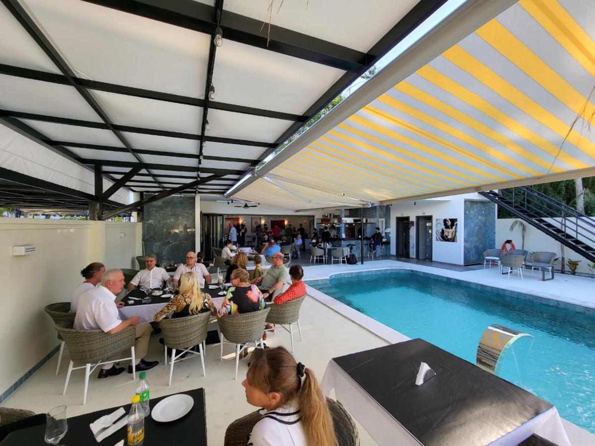 סן ברנרדינו Hotel Oasis-Dream Holidays - La Petite France מראה חיצוני תמונה