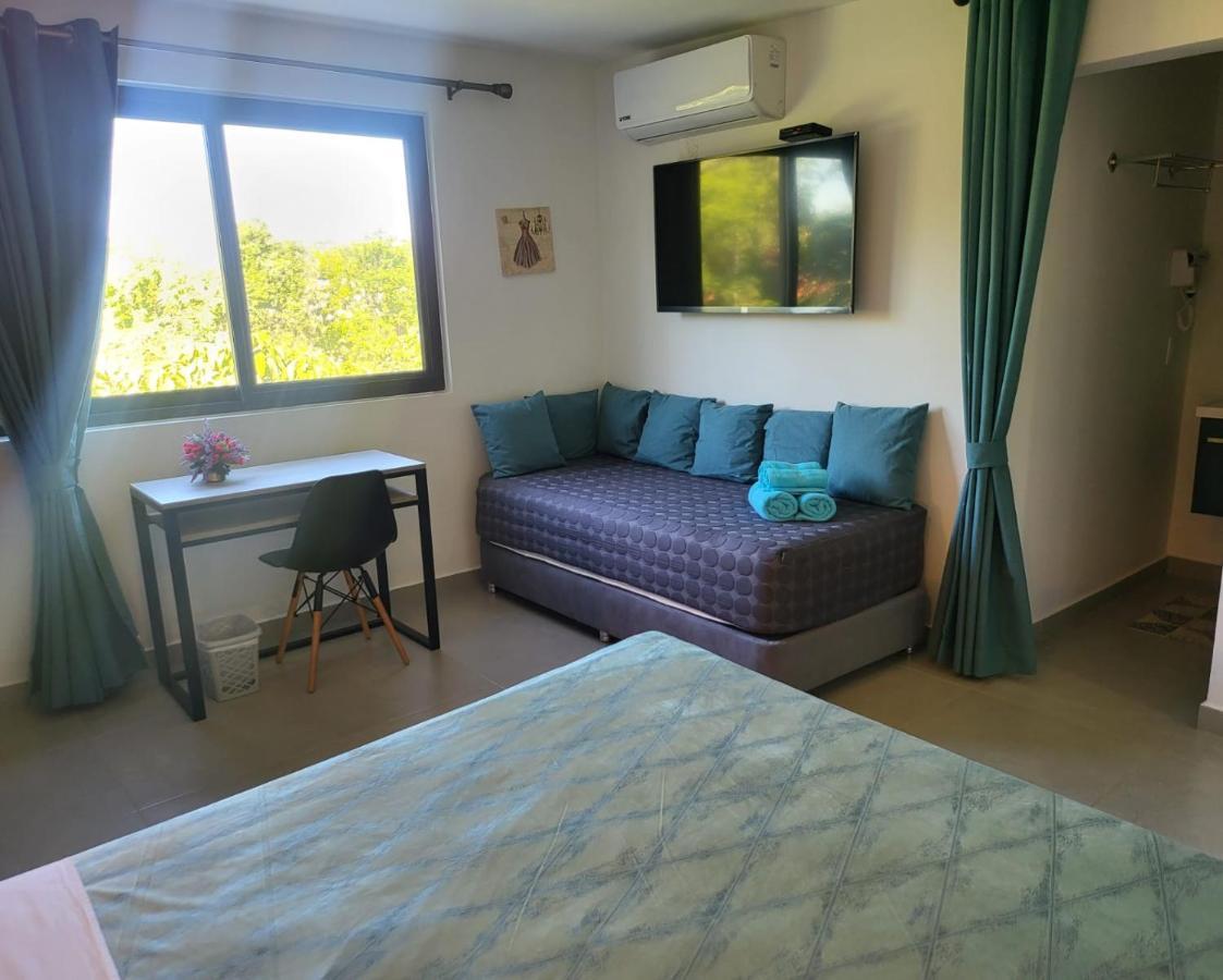 סן ברנרדינו Hotel Oasis-Dream Holidays - La Petite France מראה חיצוני תמונה