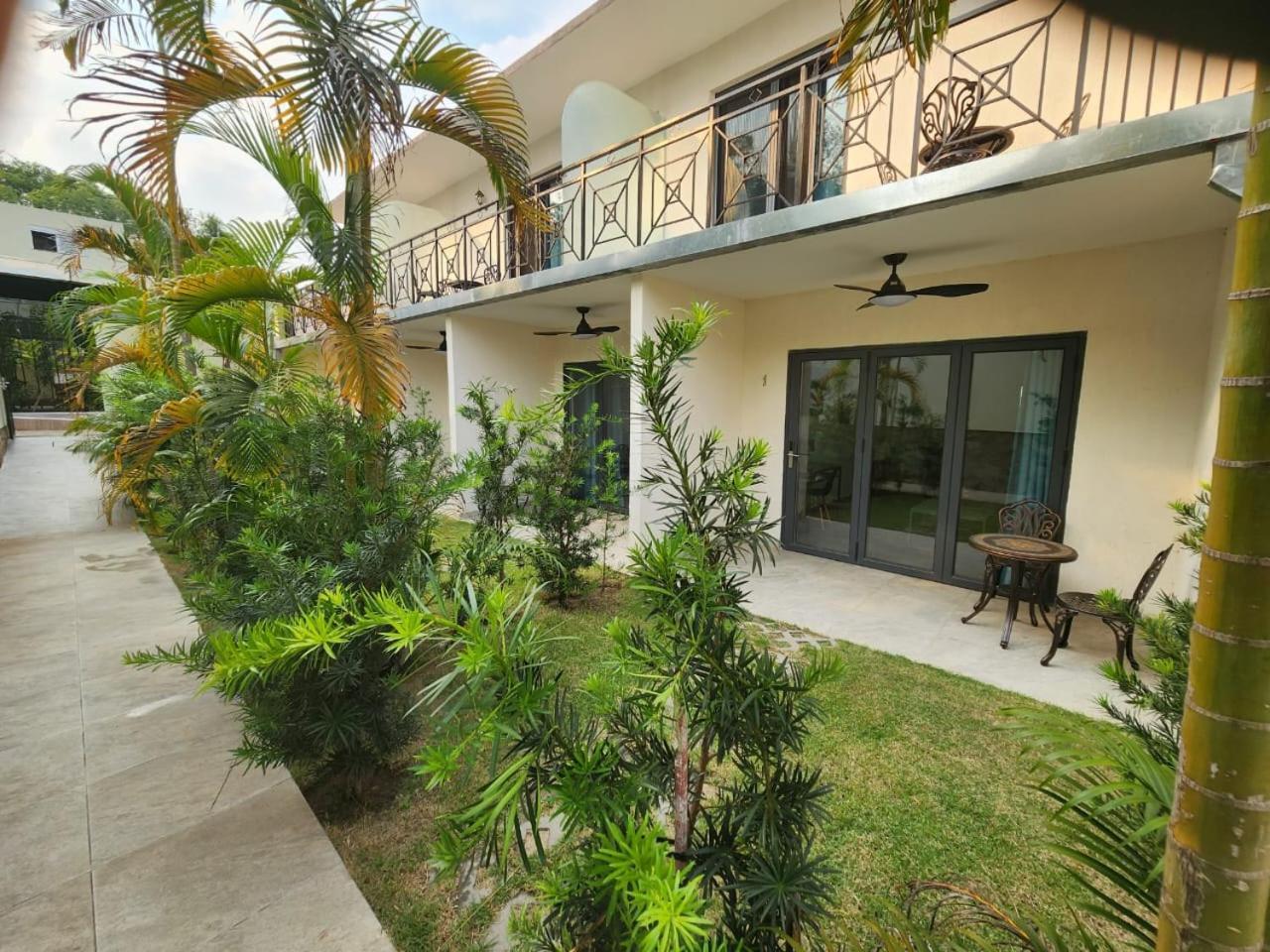 סן ברנרדינו Hotel Oasis-Dream Holidays - La Petite France מראה חיצוני תמונה
