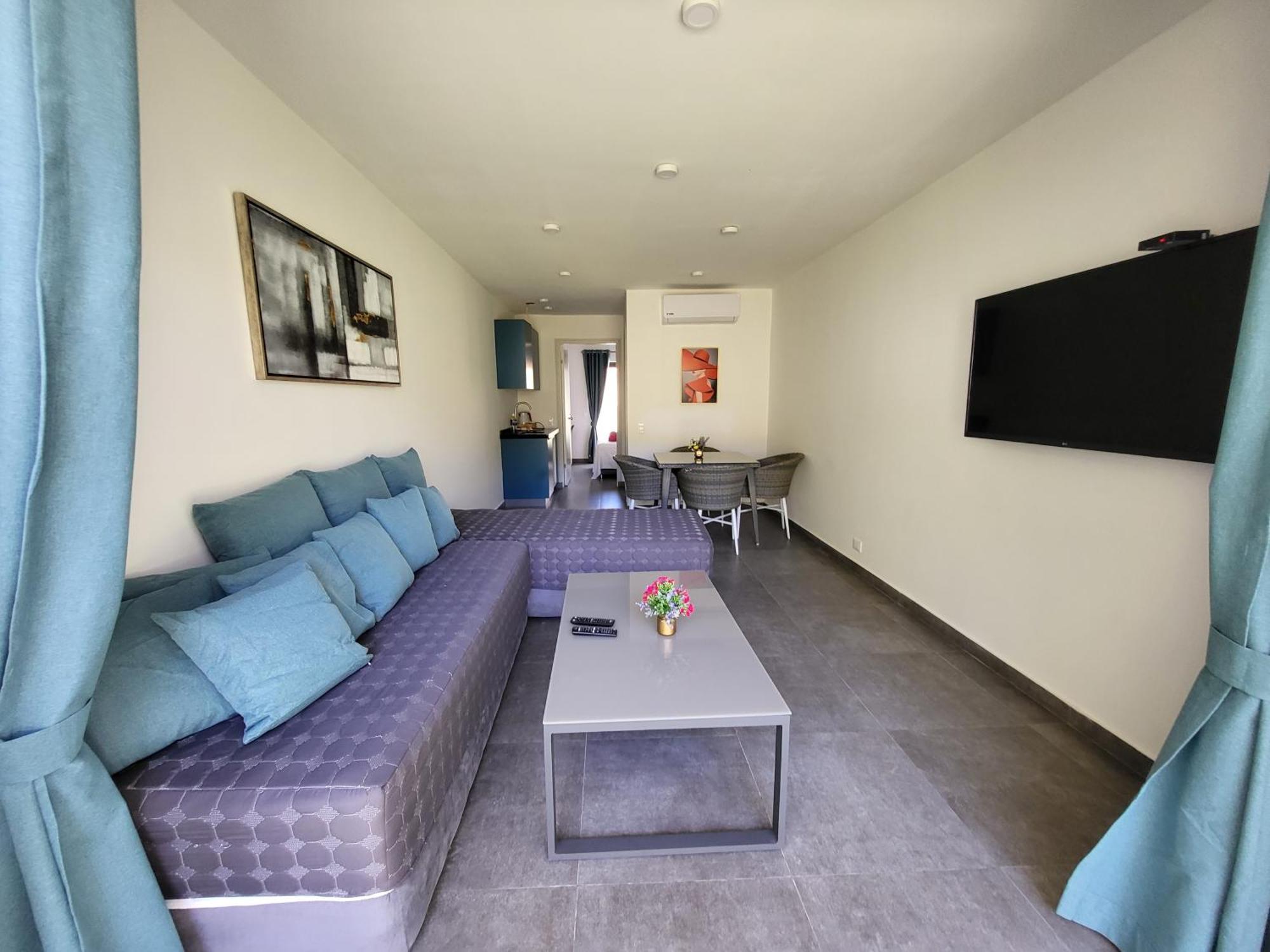 סן ברנרדינו Hotel Oasis-Dream Holidays - La Petite France מראה חיצוני תמונה