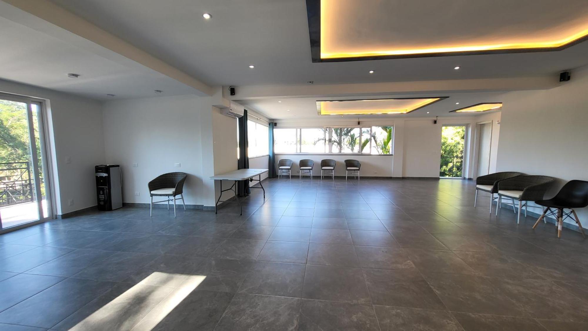 סן ברנרדינו Hotel Oasis-Dream Holidays - La Petite France מראה חיצוני תמונה