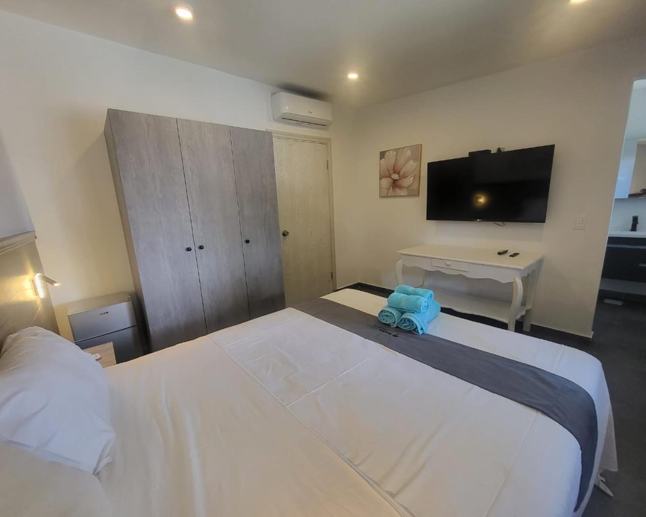 סן ברנרדינו Hotel Oasis-Dream Holidays - La Petite France מראה חיצוני תמונה