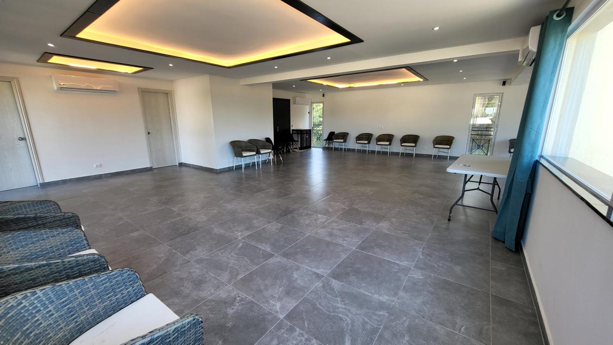סן ברנרדינו Hotel Oasis-Dream Holidays - La Petite France מראה חיצוני תמונה